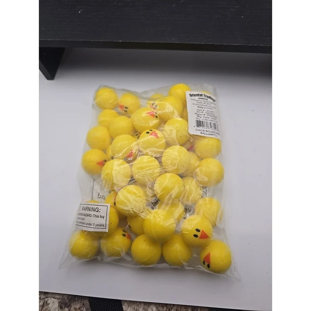 48 Easter‎ Chick Bounce Balls 1